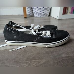Vans Women's Black Canvas Sneakers with White Laces - Size 7.5
